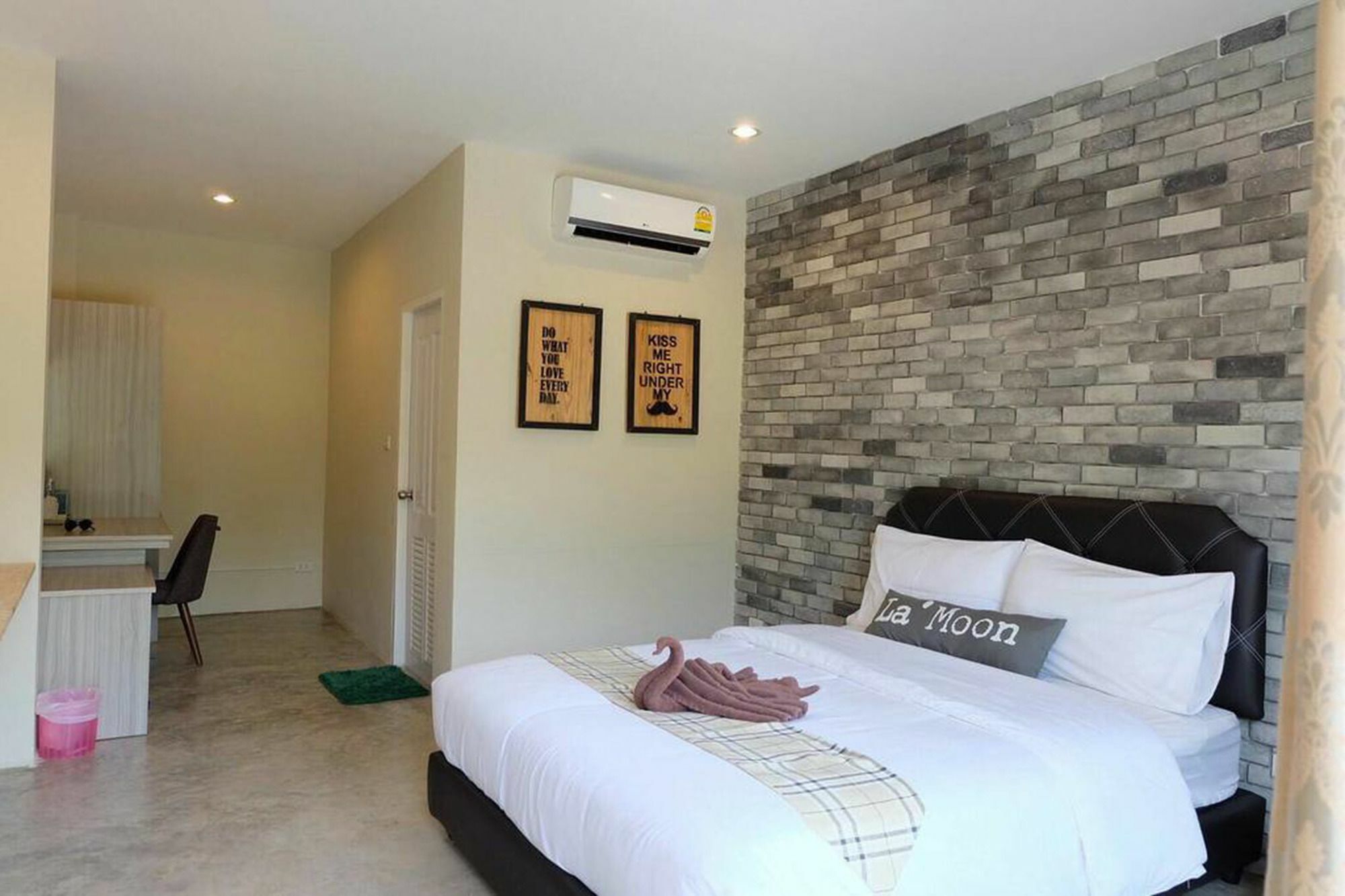 La'Moon Resort Sattahip Exterior photo